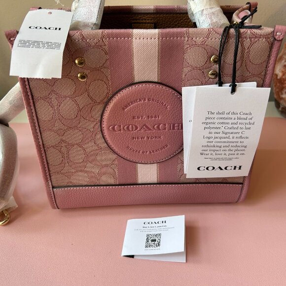 NWT Coach Dempsey Tote Bag 22 In Signature Jacquard With Coach Patch - Picture 3 of 10